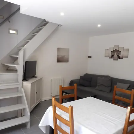 Holiday home St Cyprien De Charme Avec Piscine Saint-Cyprien (Pyrenees-Orientales)